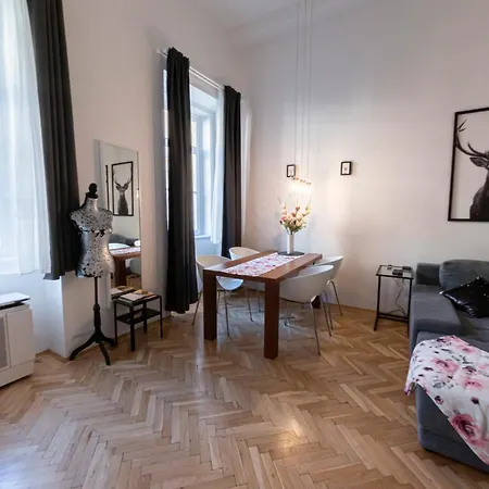 Apartment Downtown *